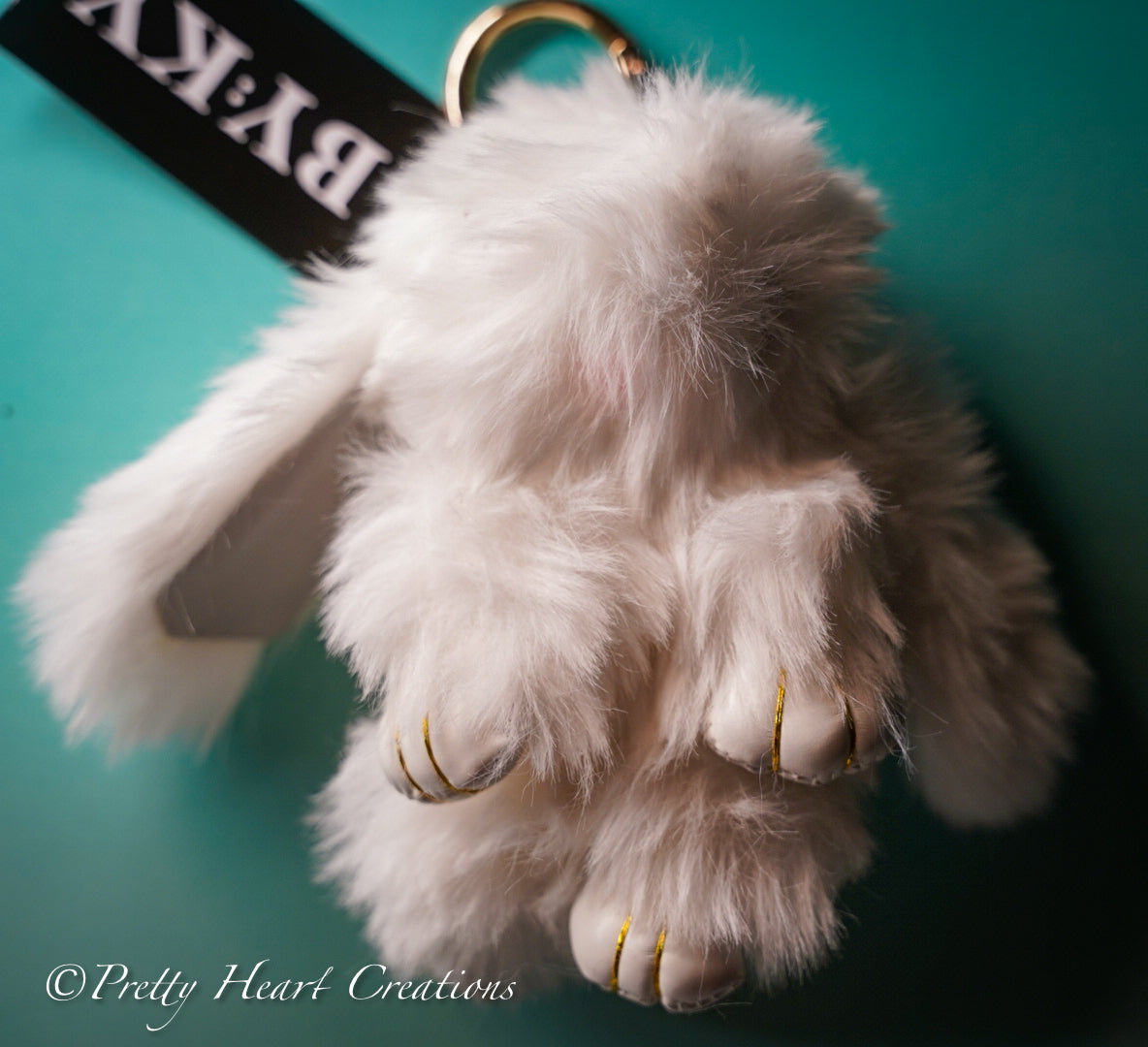 Super Plush Bunny Keychains – Fuzzy Faux Fur Rabbit with Golden Key Ring